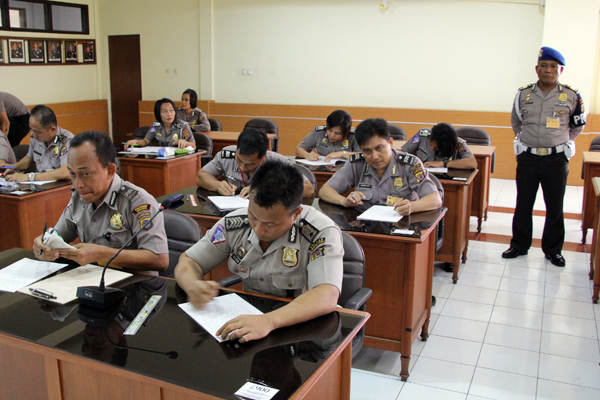 57 Peserta Seleksi SIP Diuji Kemampuan Bahasa Inggris dan Pembuatan NKP